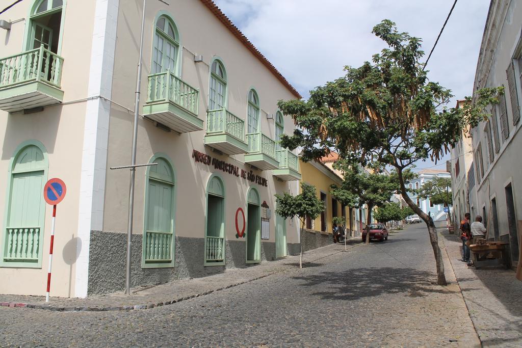Djarfogo House Apartment São Filipe Exterior photo